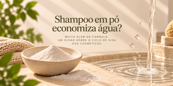 Shampoo em pó economiza água? O que a ciência revela